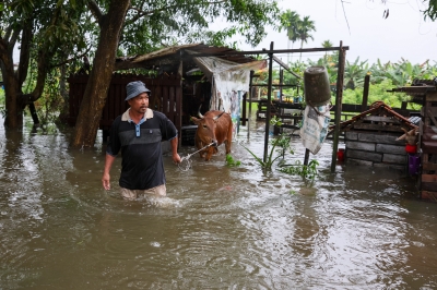 Floods: Be vigilant, heed instructions of authorities, DPM Zahid tells residents 