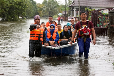 Rise in Terengganu flood evacuees, Perak numbers unchanged tonight