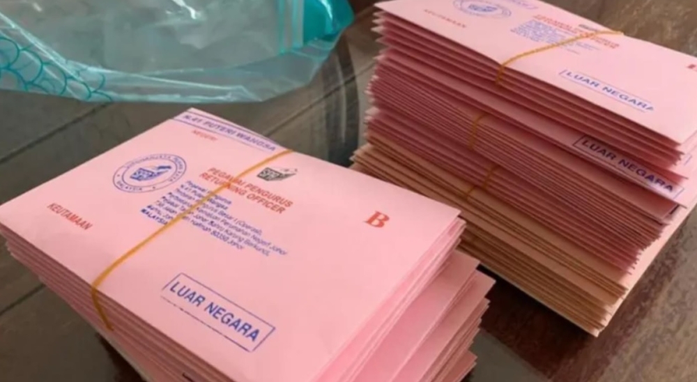 Kemaman by-election: EC issues 744 postal ballot papers | Malay Mail