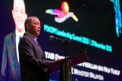 DPM Fadillah: Green furniture industry can become 'next trillion dollar business' - Vimarsana News