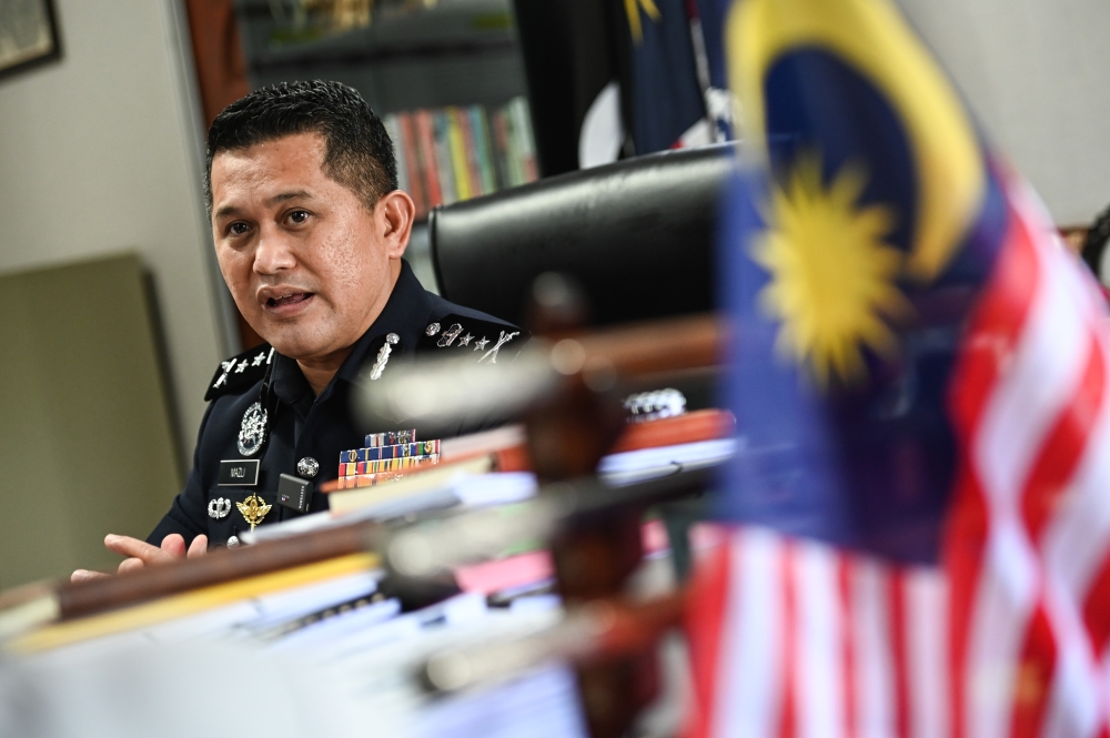 Terengganu police chief Datuk Mazli Mazlan speaks to the media on the Kemaman by-election and floods at the Terengganu contingent police headquarters, November 23, 2023. — Bernama pic