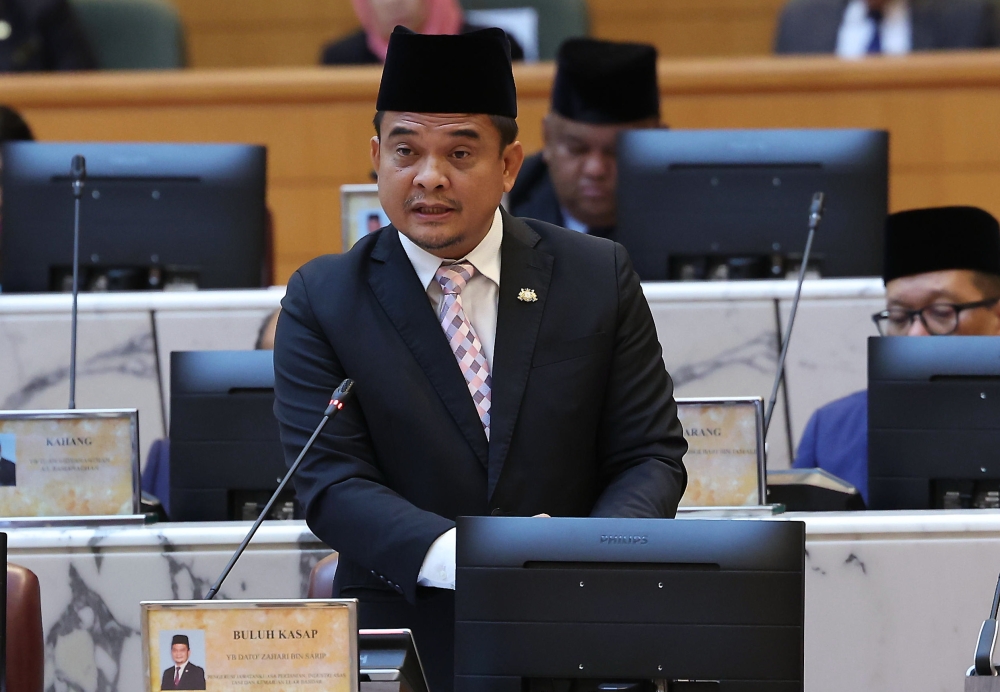 State Agriculture, Agro-based Industry and Rural Development Committee chairman Datuk Zahari Sarip said the project to be implemented by the state Agriculture Department and various agencies had attracted the interest of two companies from China. — Bernama pic 