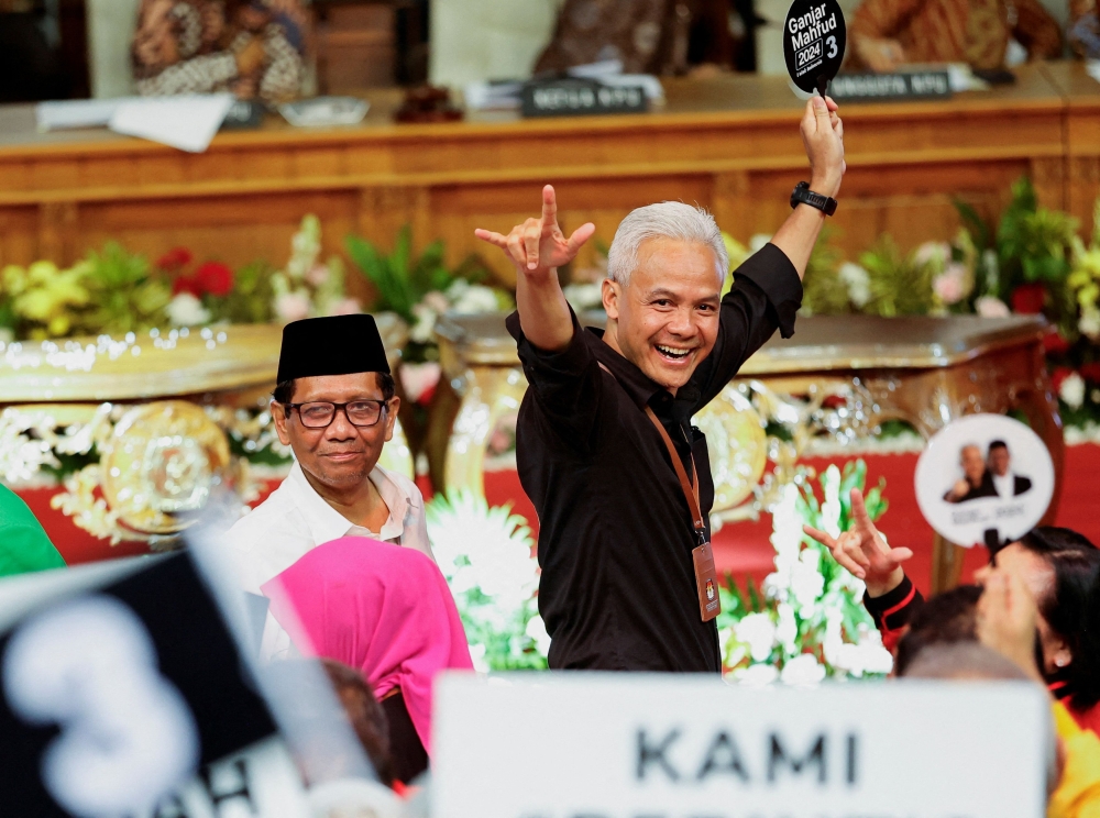 Former Central Java governor Ganjar Pranowo, the ruling party’s candidate, will begin his campaign in the easternmost Papua province, with running mate Mahfud MD starting at the westernmost province of Aceh province. — Reuters pic