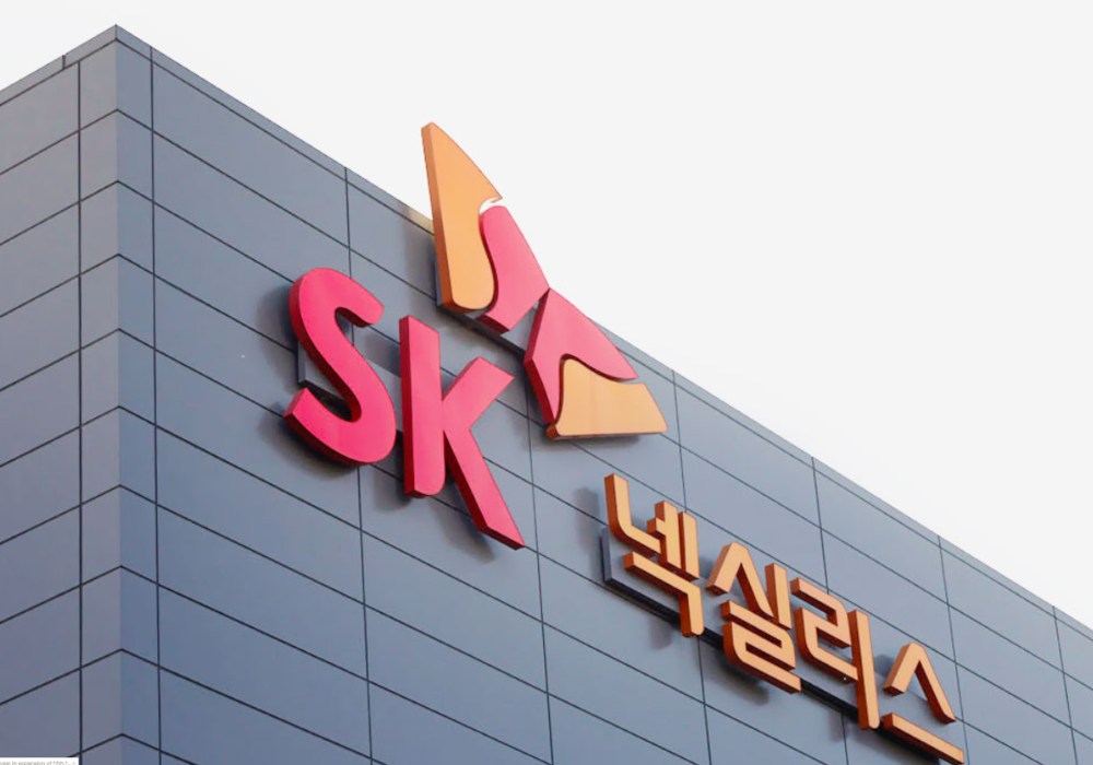 한국의 SK  Nexilis와 중국의 Kiping Group은 거의 2,000명의 현지인을 고용하고 있다고 사바주 장관은 말했습니다.