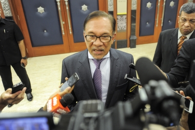 PM Anwar: PEDi managers and assistants receive RM500 raise in allowance