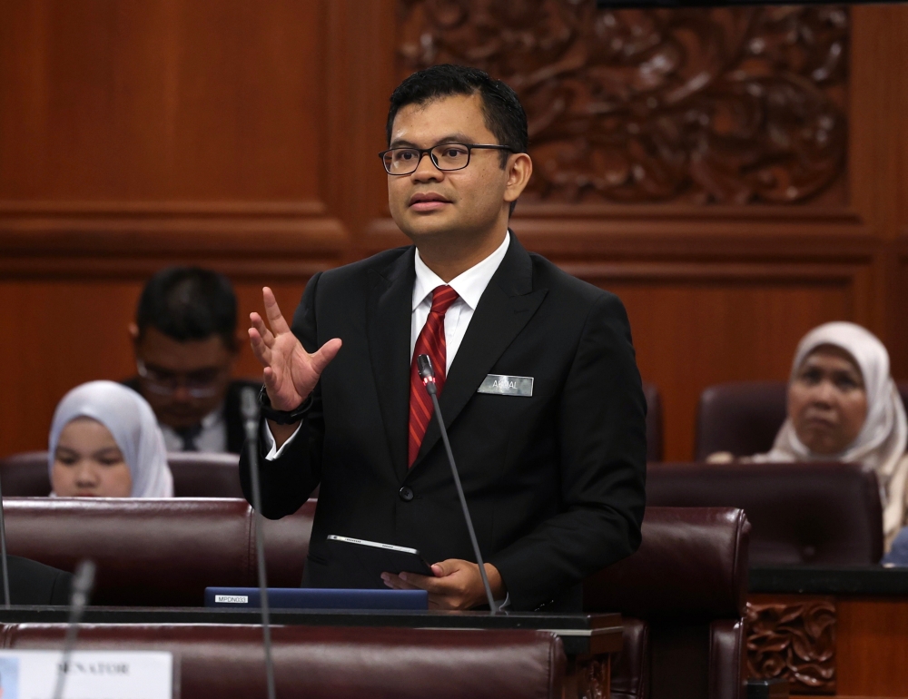 Deputy Minister of Local Government Development Akmal Nasrullah Mohd Nasir said in a statement today that 50 sick and abandoned private housing projects with 4,986 housing units have been revived in October 2023, a record high in the 10 months since TFST was established in January. — Bernama pic 