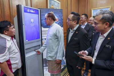 PM Anwar: Concerns with implementation of Digital ID unfounded - Vimarsana News