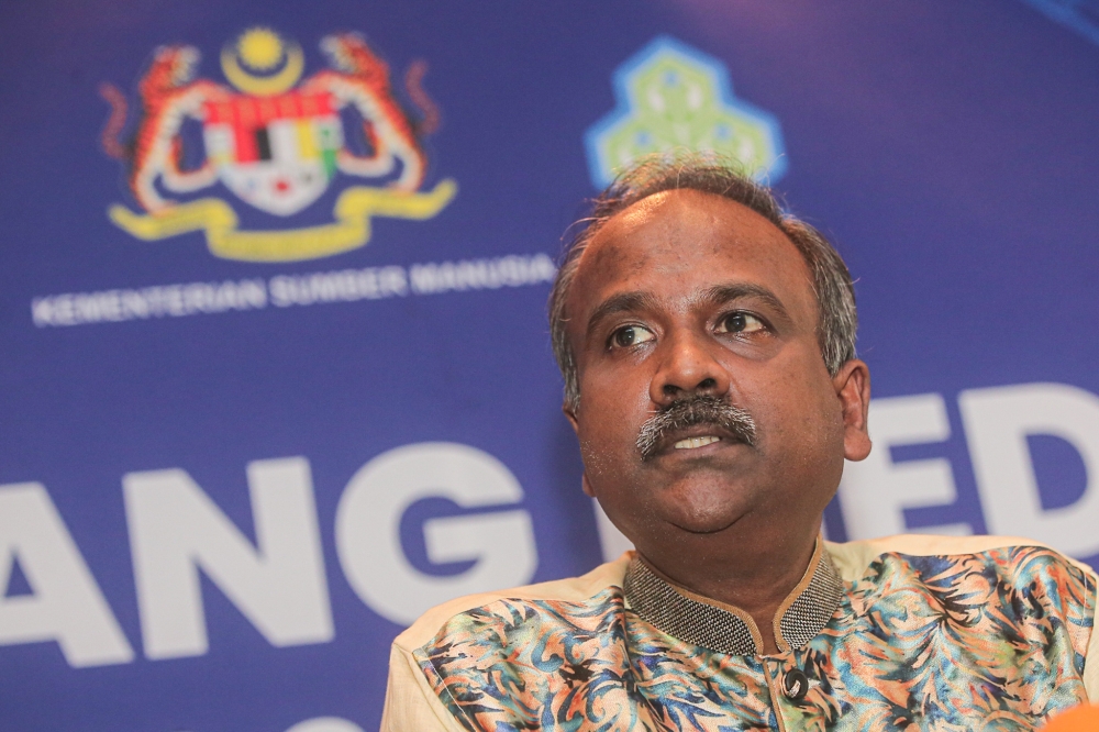 Human Resources Minister V. Sivakumar said the cost, set by the Immigration Department, included a levy payment of RM410; Temporary Employment Visit Passes (PLKS) (RM60); processing fees (RM125) and visa (RM15). — Picture by Farhan Najib