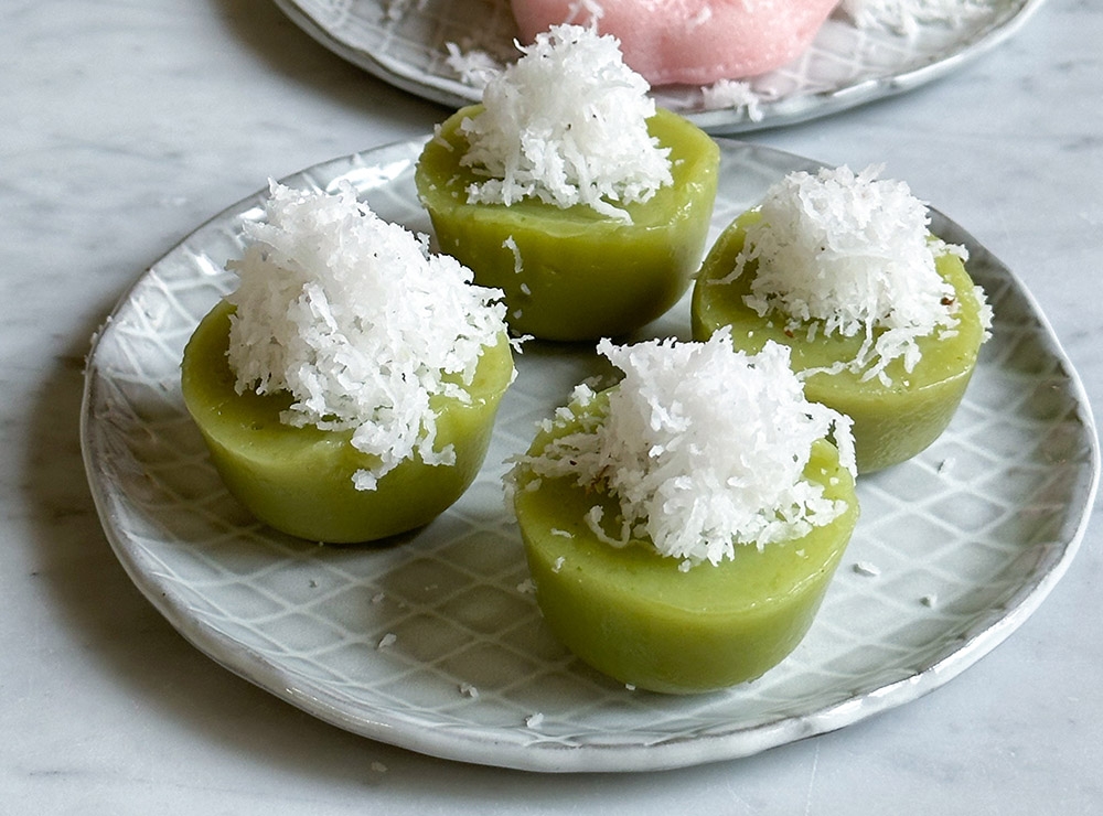The 'Kaswi' is fragrant with pandan and best paired with a pop of freshly grated coconut.