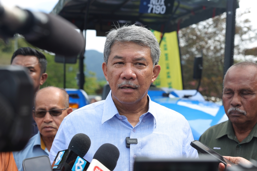 Umno deputy president Datuk Seri Mohamad Hasan said the spirit, work ethics, strategy and leadership, all need a new touch, tenacity and patience if Umno wishes to compete to win back the influence and trust of the Malays in politics. — Bernama pic     