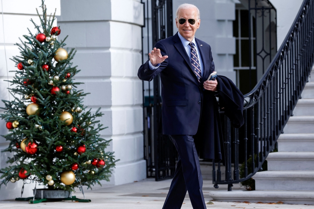 US President Joe Biden departs the White House for Massachusetts, in Washington December 5, 2023. ― Reuters pis