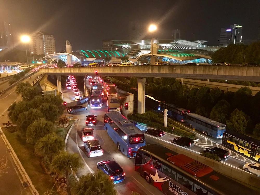 File picture of traffic congestion building up at the Sultan Iskandar Building’s Customs, Immigration and Quarantine complex in Johor Baru prior to entering Singapore via the Johor Causeway. — Picture by Ben Tan
