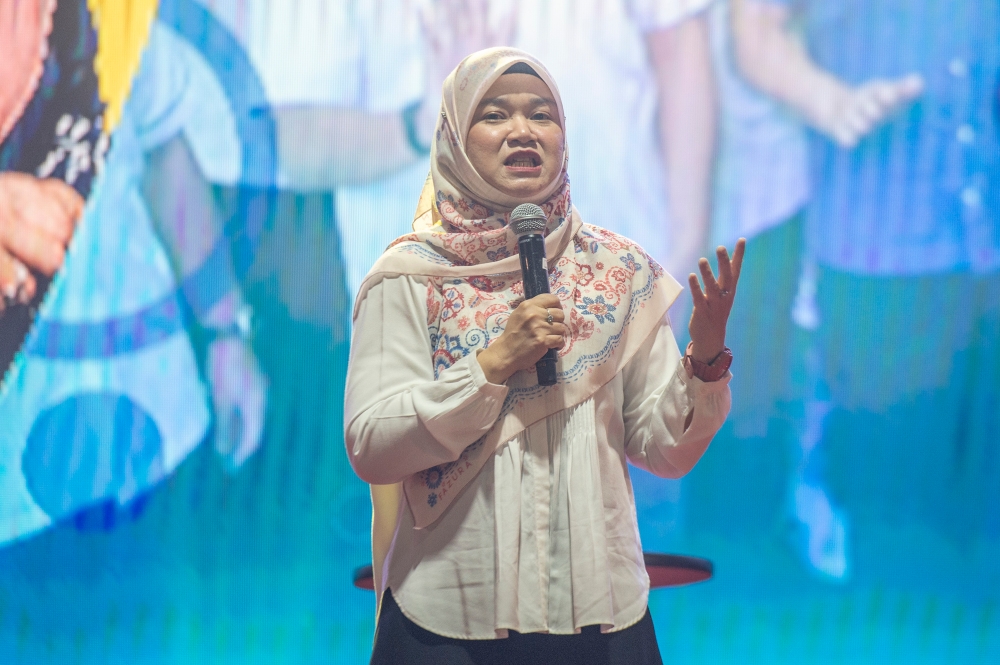 Education Minister Fadhlina Sidek speaks during the Madani government’s first year anniversary at the Bukit Jalil National Stadium December 8, 2023. ― Picture by Shafwan Zaidon