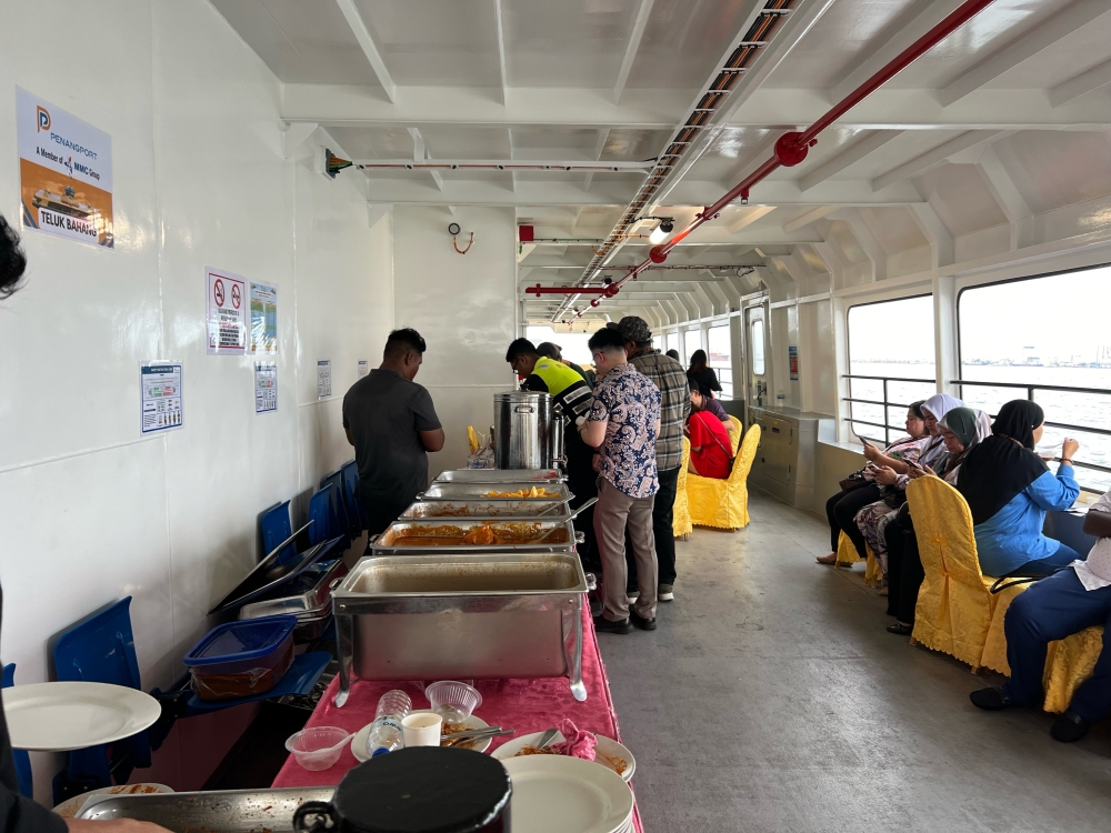 The Penang Bridge Sunset cruise will offer a buffet dinner on board as it cruises towards the Penang Bridge. — Picture by Opalyn Mok