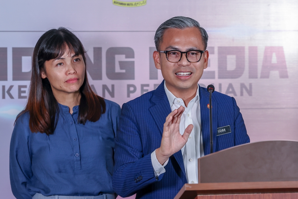 Communications Minister Fahmi Fadzil said among agencies leaving his control were the Malaysia Digital Economy Corporation (MDEC) Sdn Bhd, MYNIC Bhd, and the Department of Personal Data Protection. — Bernama pic 