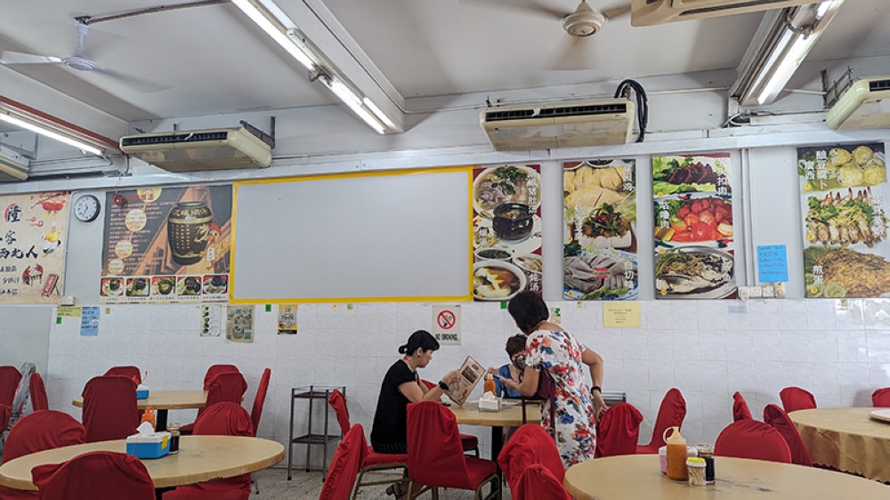 The main dining area at Kong Sai.