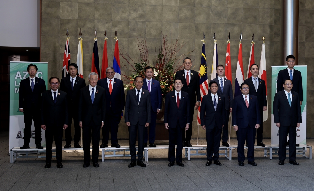 Prime Minister Datuk Seri Anwar Ibrahim (front, left) with Japanese Prime Minister Fumio Kishida (centre) during a group photograph at the Asia Zero Emission Community (Azec) leaders’ meeting at the Japan Prime Minister’s Office in Tokyo, December 18, 2023. — Bernama pic 