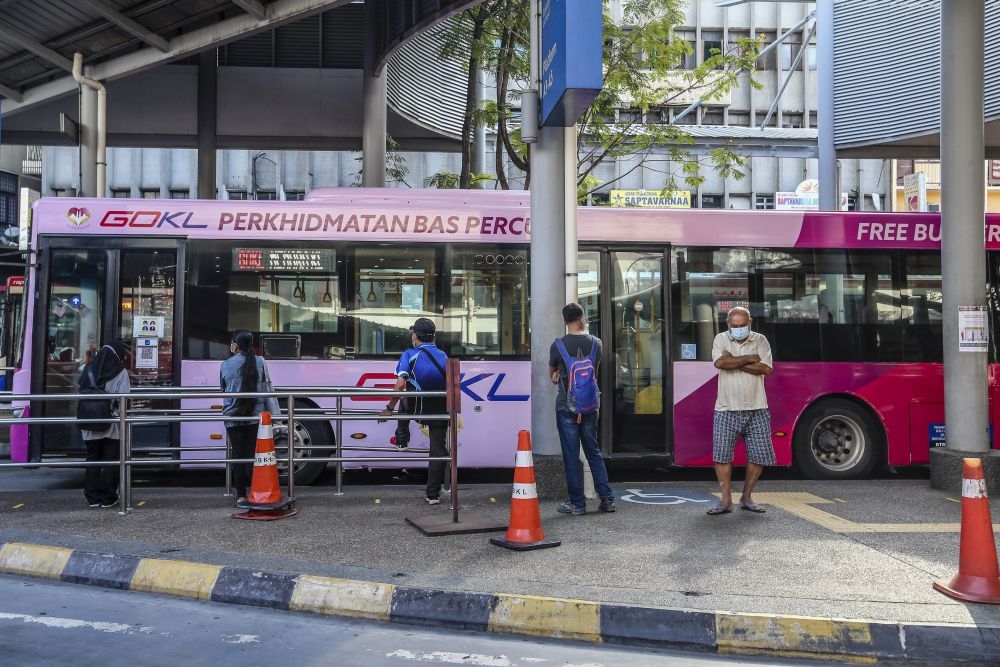 File picture shows passengers waiting to board a GoKL bus at the Pasar Seni bus station in Kuala Lumpur, October 29, 2020. — Picture by Yusof Mat Isa