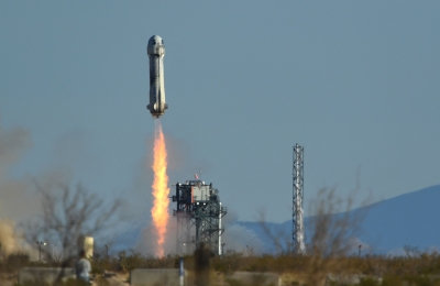 Jeff Bezos’s Blue Origin headed back into space after accident
