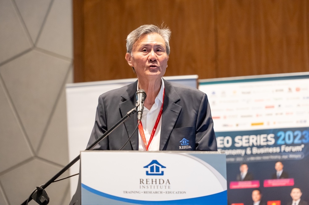 Rehda Institute chairman Datuk Jeffrey Ng Tiong Lip said bilateral trade between Singapore-Malaysia reached US$83.53 billion (RM389 billion) in 2022 with both countries being each other’s second largest trading partners. — Picture courtesy of Rehda
