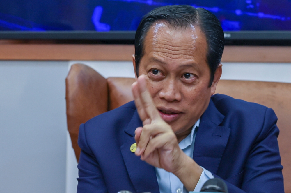 Deputy Works Minister Datuk Seri Ahmad Maslan at a press conference after visiting the Traffic Management Centre, Malaysian Highways Authority, December 19, 2023. — Bernama pic 