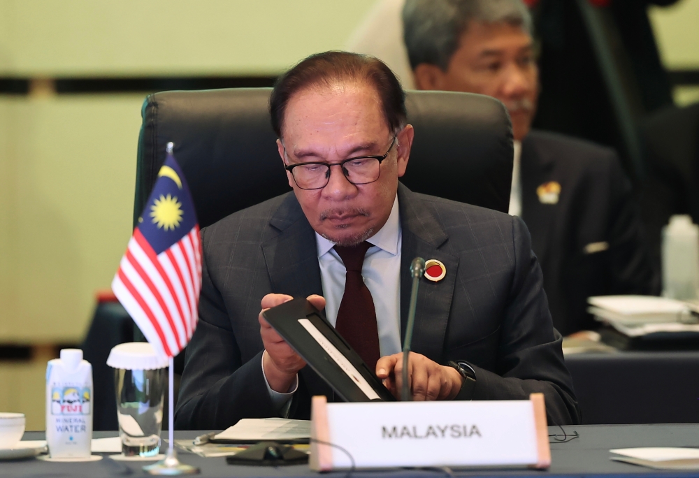Effectively immediately, Prime Minister Datuk Seri Anwar Ibrahim also said Malaysia imposed restrictions on any vessel en route to Israel from loading its cargo at any Malaysian ports. — Bernama file pic