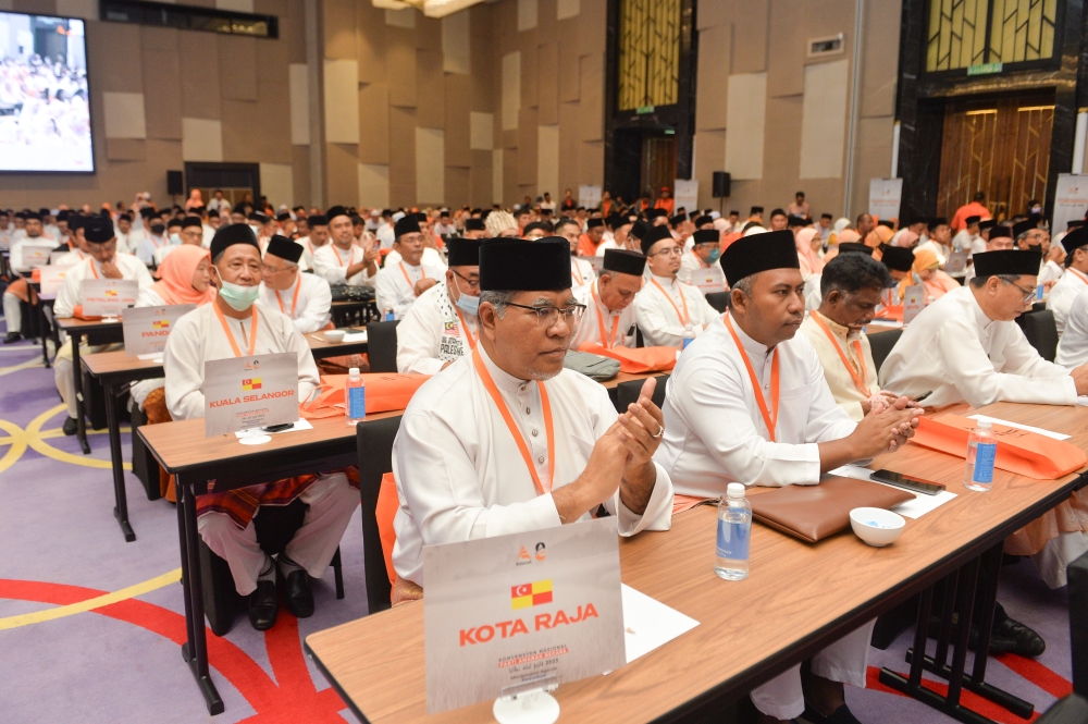 Attendees at the Parti Amanah Negara National Convention in Klang December 23, 2023. — Picture by Miera Zulyana