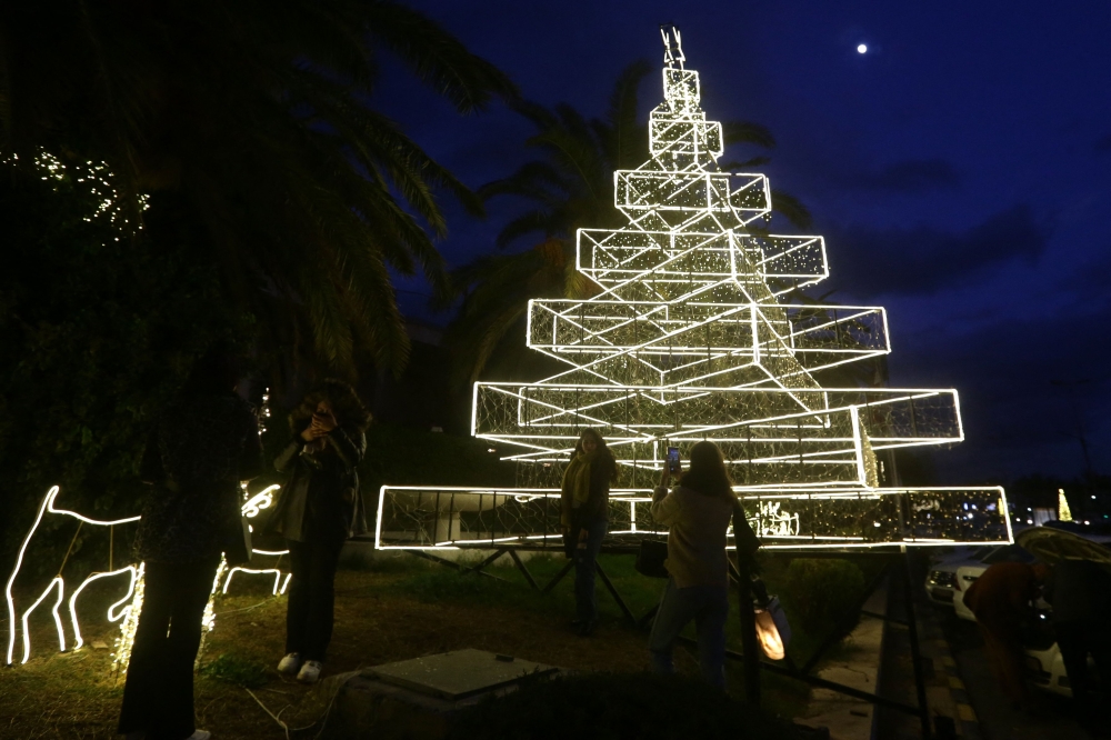 Gloom now prevails in the streets of the capital Damascus with festivities are limited to a lone market. — AFP pic