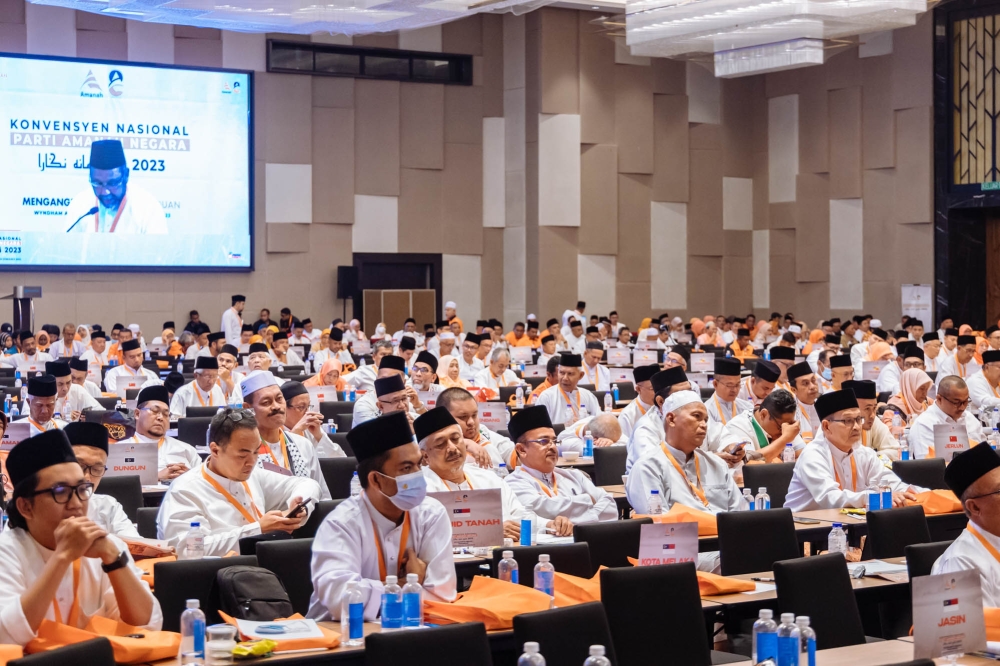 Delegates attend the 2023 National Amanah Convention at Wyndham Acmar, Klang December 23, 2023. — Picture by Firdaus Latif