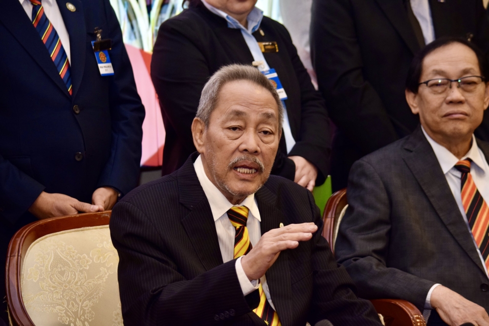 A proposal for Sarawak to build 10 state-owned international schools within the next three years is impractical, said Education, Innovation and Talent Development Minister Dato Sri Roland Sagah Wee Inn. — Borneo Post pic