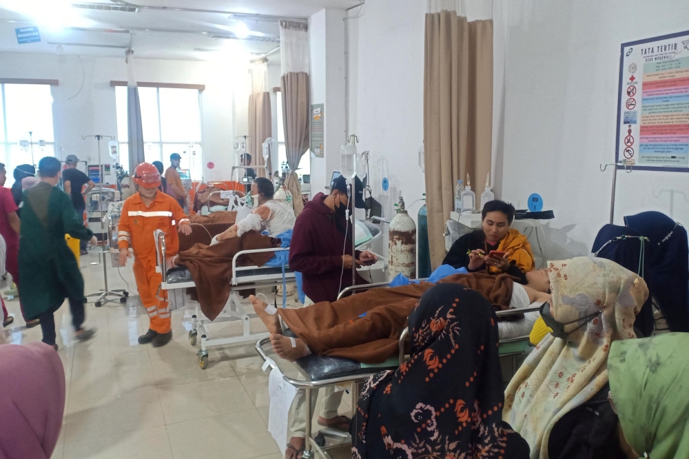 Victims got treatment at Morowali Regional Hospital after an explosion at the nickel smelter furnace owned by Indonesia Tsingshan Stainless Steel (ITSS) in Morowali, Central Sulawesi province, Indonesia, December 24, 2023, in this photo taken by Antara Foto. — Antara Foto/Faisal/via Reuters pic