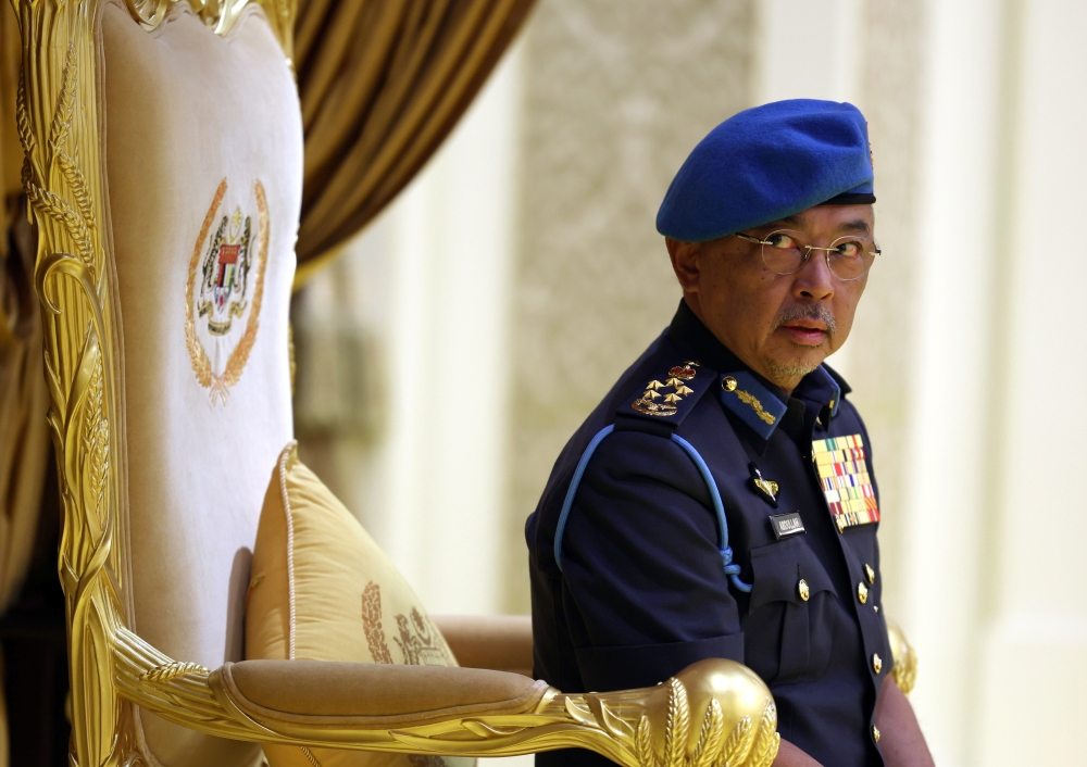 Yang di-Pertuan Agong Al-Sultan Abdullah Ri’ayatuddin Al-Mustafa Billah Shah also bestowed the JMN award on the head of Dewan Muslimat PAS Nuridah Mohd Salleh, Fisheries Department director-general Datuk Ahmad Tarmidzi Ramly, former Malaysian Rubber Board deputy director-general (Research and Innovation) Amir Hashim Md Yatim and Public Work Department senior director (Civil and Structural Engineering Branch) Lim Char Ching. — Bernama pic