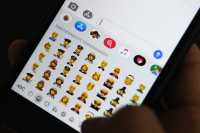 The top 10 most popular emojis of 2023