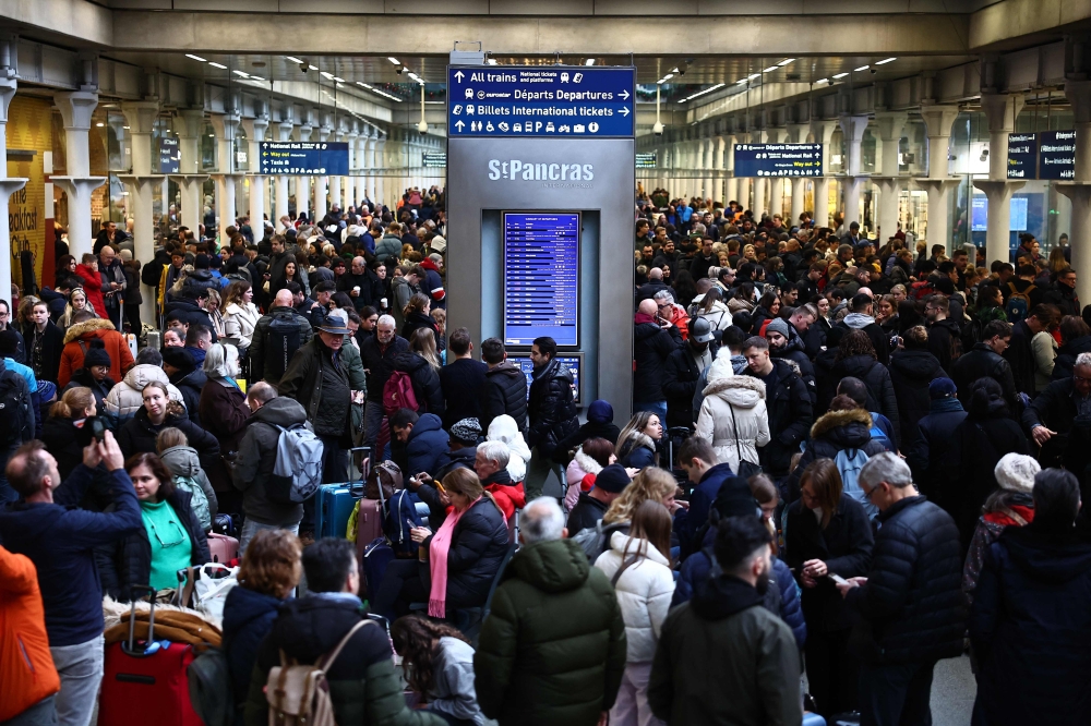 Eurostar trains will run as normal today, the company said, hours after an entire day’s services had to be cancelled, causing misery for tens of thousands of New Year travellers. — AFP pic