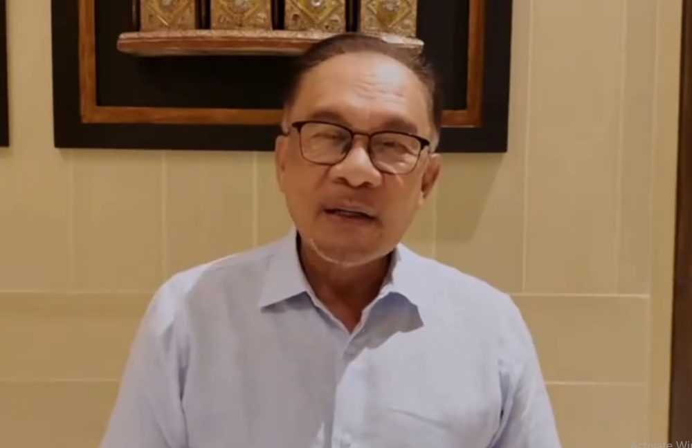 Prime Minister Datuk Seri Anwar Ibrahim said his intention in delivering such a message to civil servants was to remind them that economic sustainability, progress and good governance should be aligned with faith, values and morals. — Screengrab from X/Anwar Ibrahim 