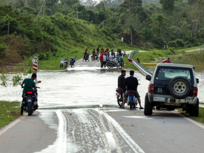 Public Works Dept: Gua Musang-Kuala Krai Road expected to be repaired by this month 