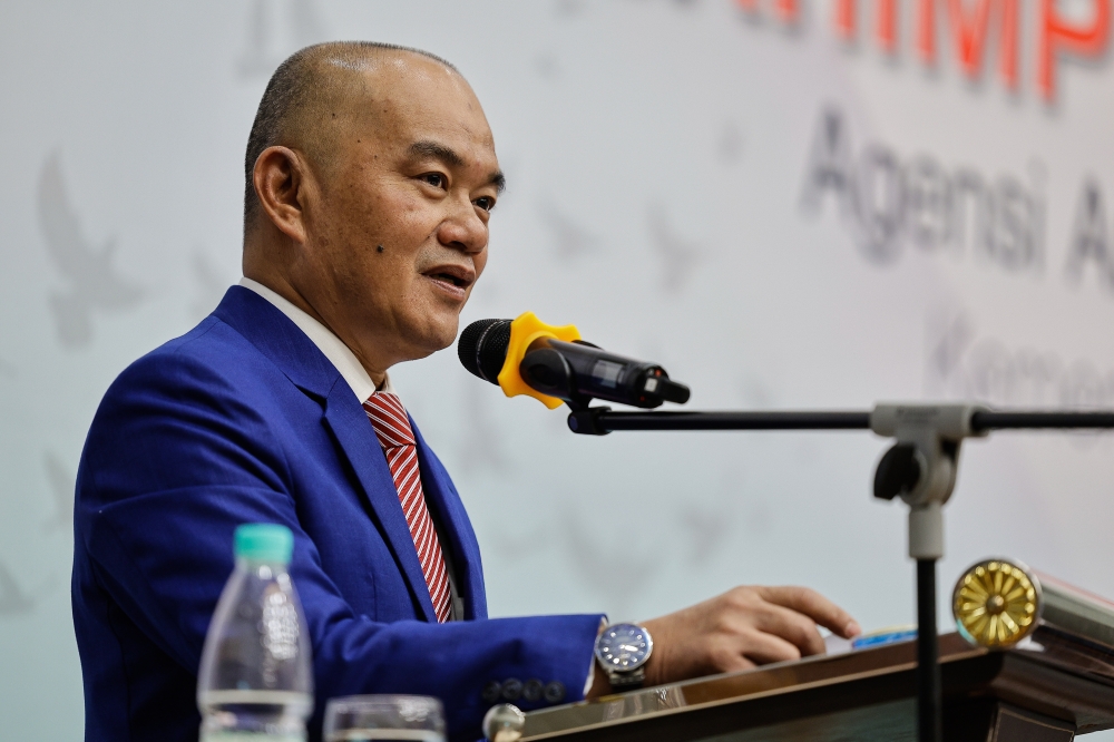 National Anti-Drug Agency director-general Sutekno Ahmad Belon said 77 or 99 per cent of the KBT achieved green status and classified as KBR last year, compared to 39 KBT in 2022. — Bernama pic 