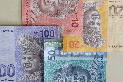 Ringgit weak as US dollar dominates amid uncertain US rate cut path - Vimarsana News