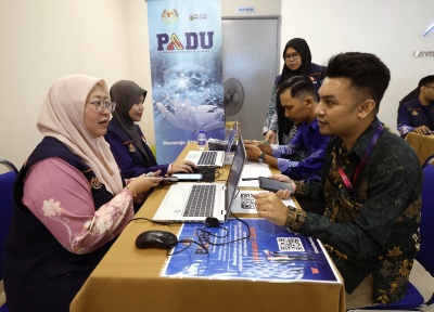 Questions arise over welfare of M40 singles even as Padu seeks to improve delivery of targeted subsidies - Vimarsana News