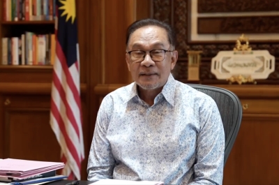 PM Anwar boosts spirits of Harimau Malaya squad for Asian Cup