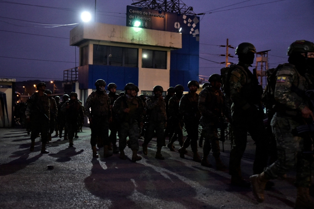 Ecuadorian soldiers leave the Zonal 8 prison after an inspection in Guayaquil, Ecuador, January 7, 2024. — Reuters pic