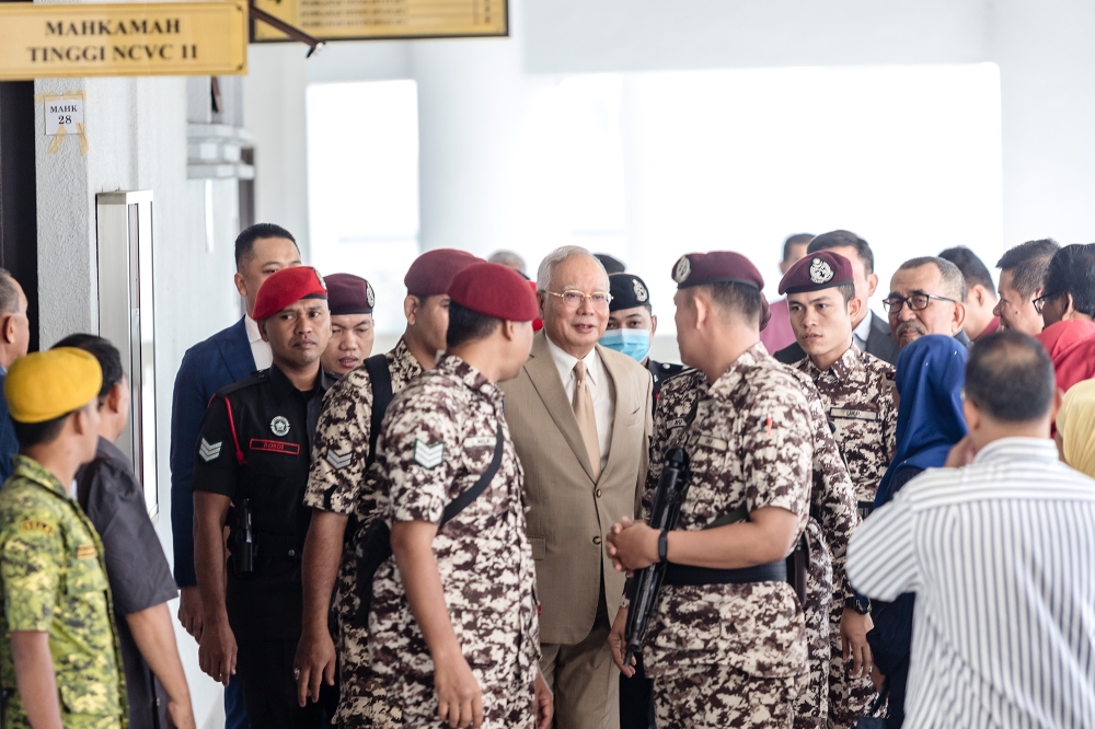 Datuk Seri Najib Razak is pictured at the Kuala Lumpur Court Complex, January 8, 2024. — Picture by Firdaus Latif