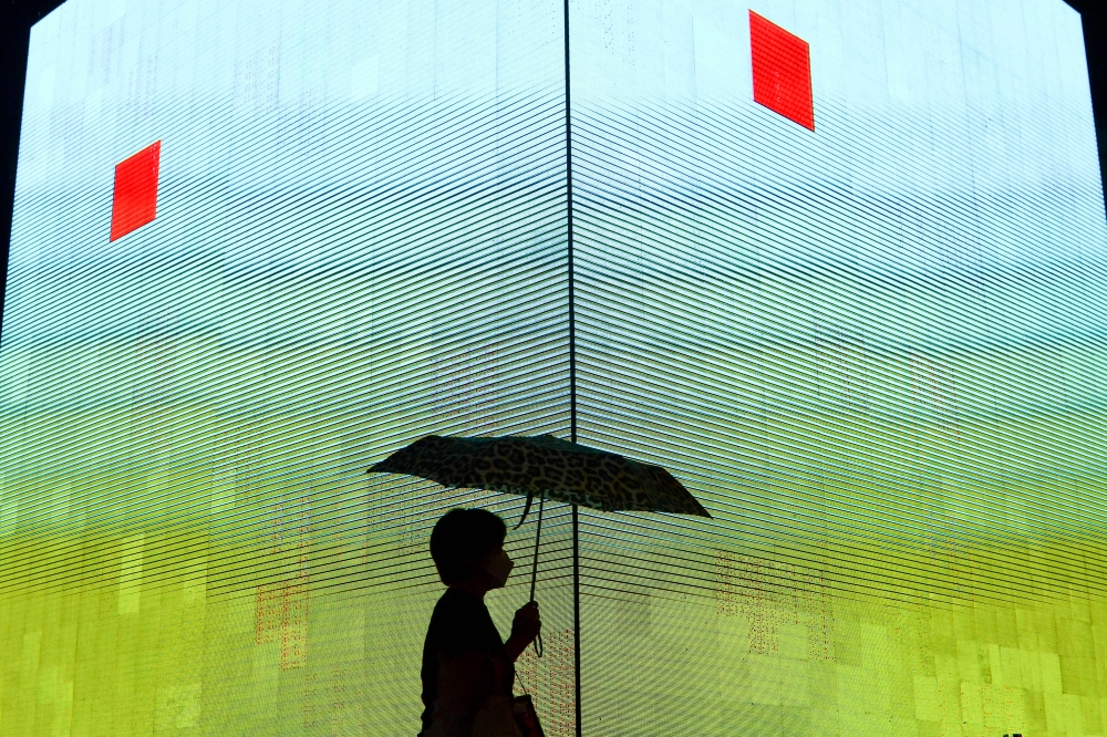 Malaysian Meteorological Department (MetMalaysia) director-general Muhammad Helmi Abdullah, said that based on weather model analyses, this situation could lead to heightened humidity, potentially resulting in continuous rainfall in the affected areas. — Bernama pic 