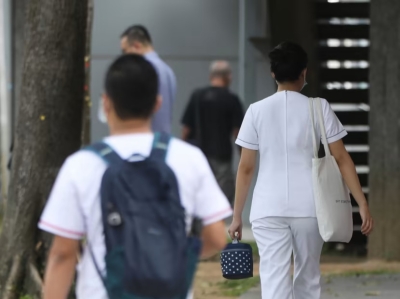 Singapore health minister: Nine in 10 public healthcare workers received Covid-19 Resilience Medal - Vimarsana News