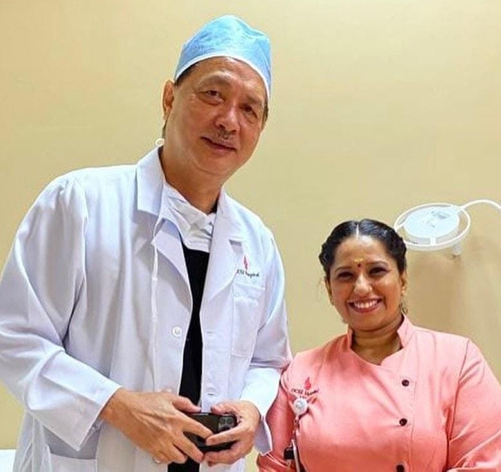 UCSI Hospital nurse Shamini Sadha Sivam (right) was praised by retired health director-general Tan Sri Dr Noor Hisham Abdullah for being able to converse in various languages. — Picture via Facebook/ Hisham Abdullah