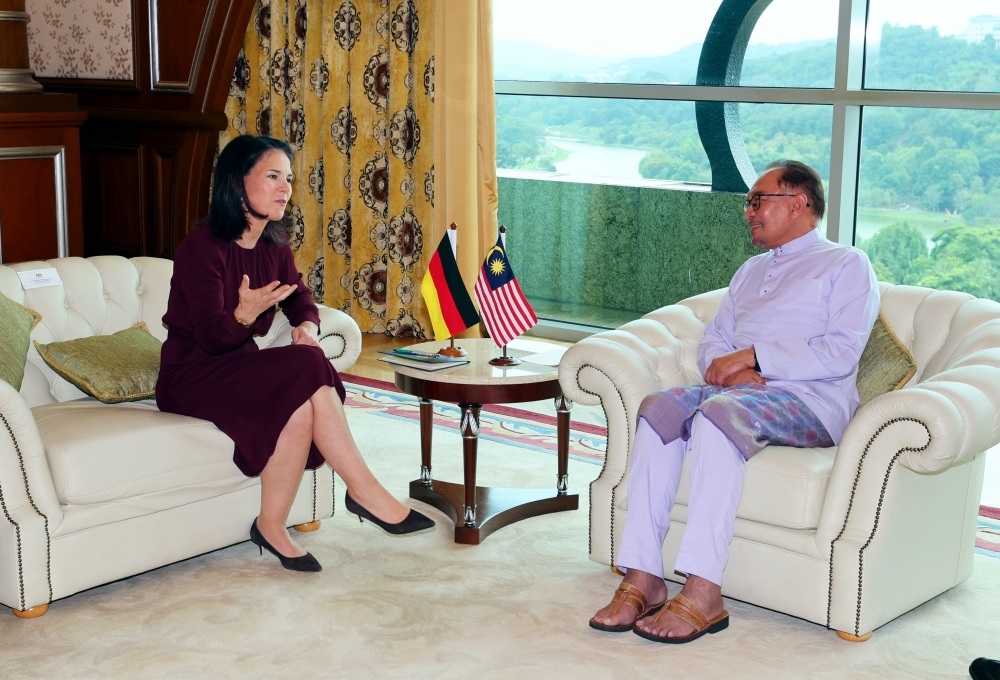 Prime Minister Datuk Seri Anwar Ibrahim and German Foreign Minister Annalena Baerbock at Perdana Putra, Putrajaya, January 12, 2024. — Bernama pic 