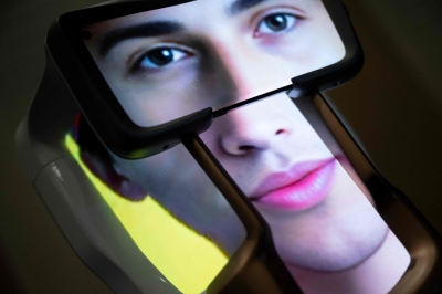 Highlights from CES: Talking heads, airlifts and checkpoints for pets