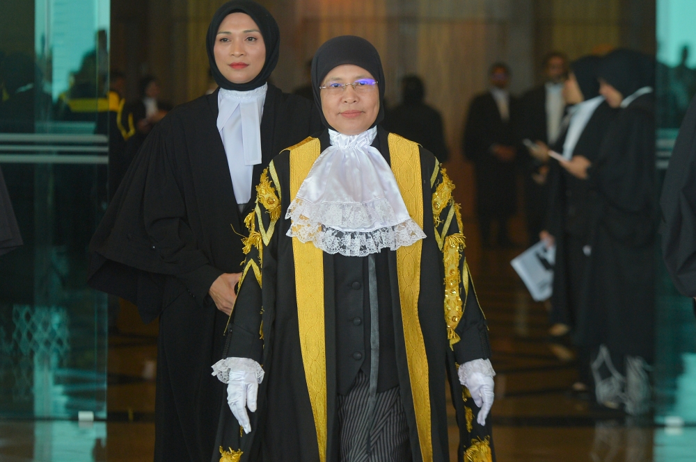 Chief Justice Tun Tengku Maimun Tuan Mat attends the Opening of the Legal Year 2024 at Putrajaya International Convention Centre in Putrajaya 15 January, 2024. — Picture by Shafwan Zaidon