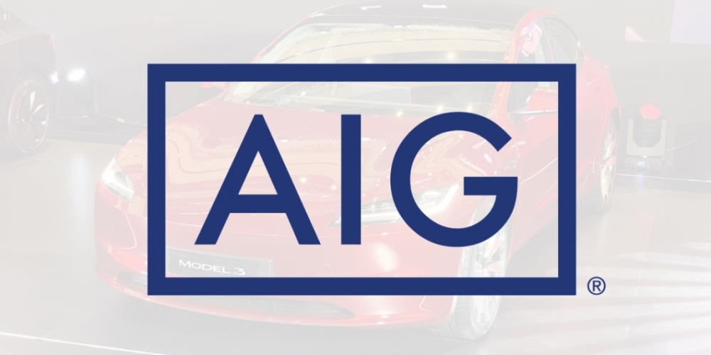 AIG has refused to insure Tesla among some other car brands. — Pic via SoyaCincau
