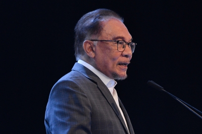 Govt conducts assessment to improve services, says PM Anwar